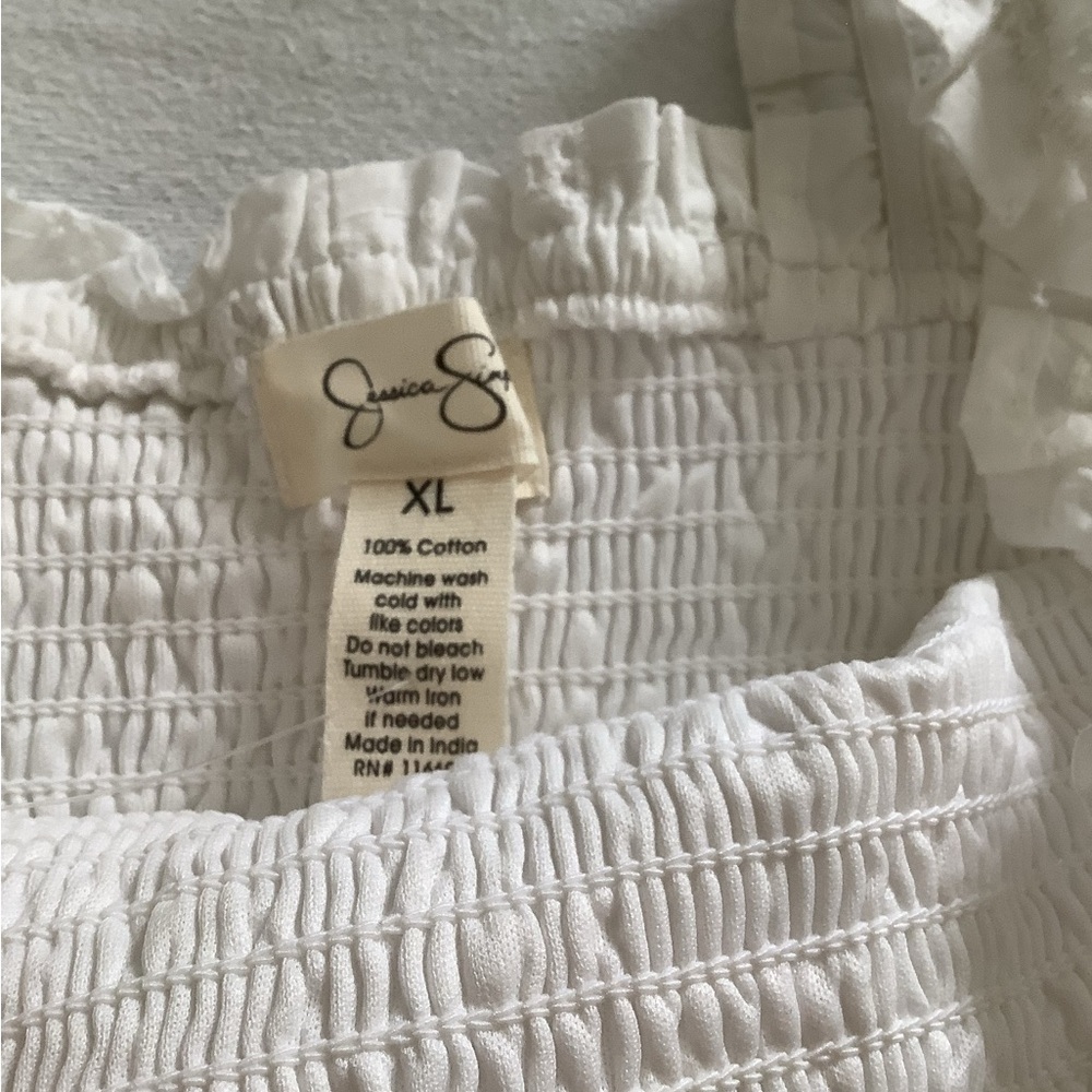 (NWT)White Sleeveless Jumpsuit - Picture 8 of 9